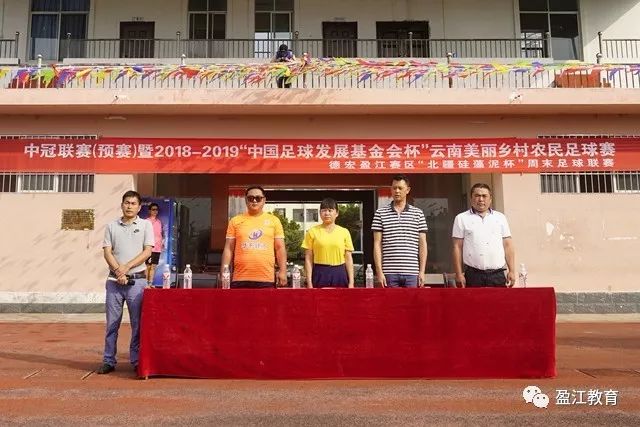 RBC传承赛阿伯格63杆领先首轮 霍夫兰T2舍夫勒T20